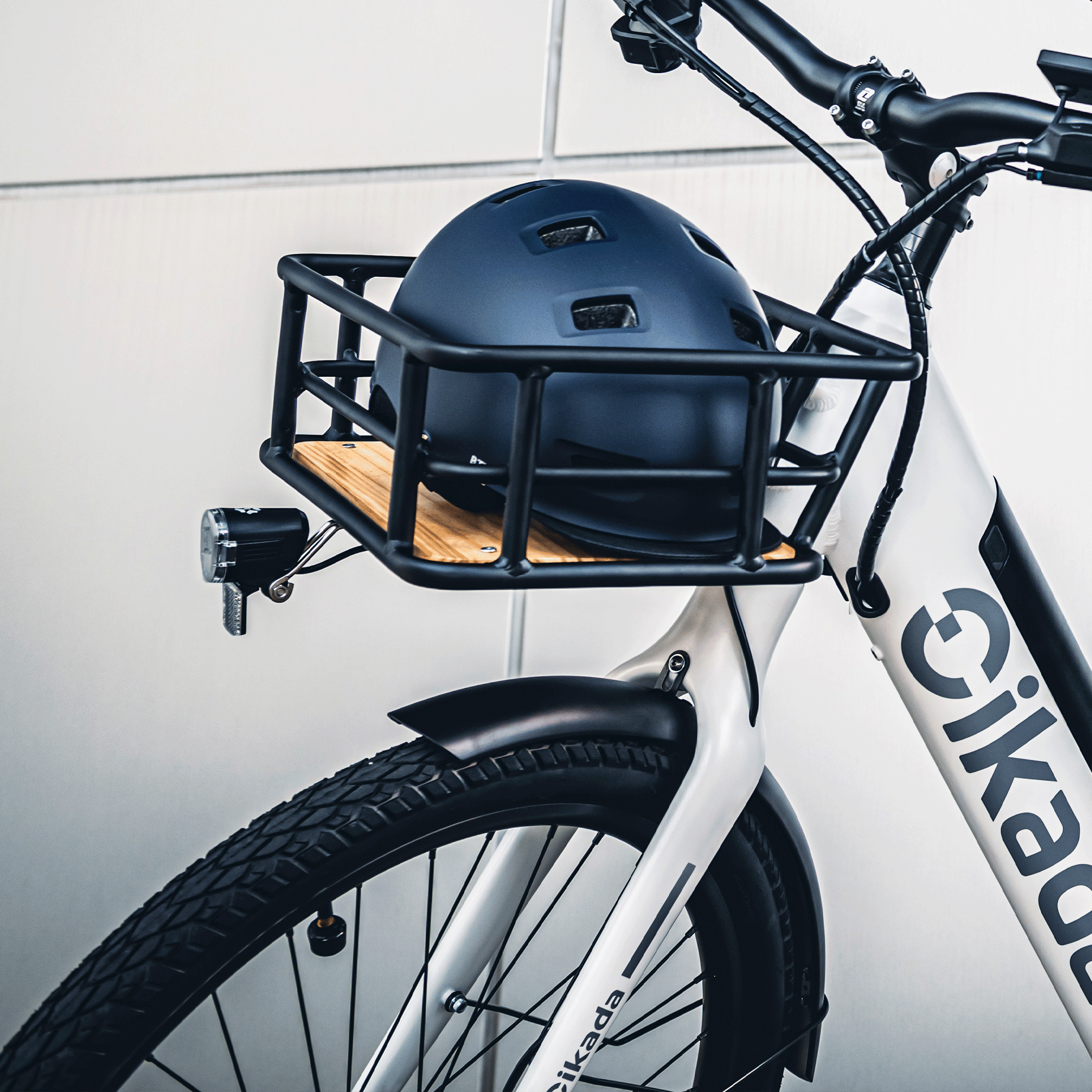 Front Basket Wooden Base